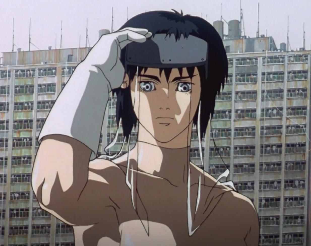 Kusanagi removing her neural interface